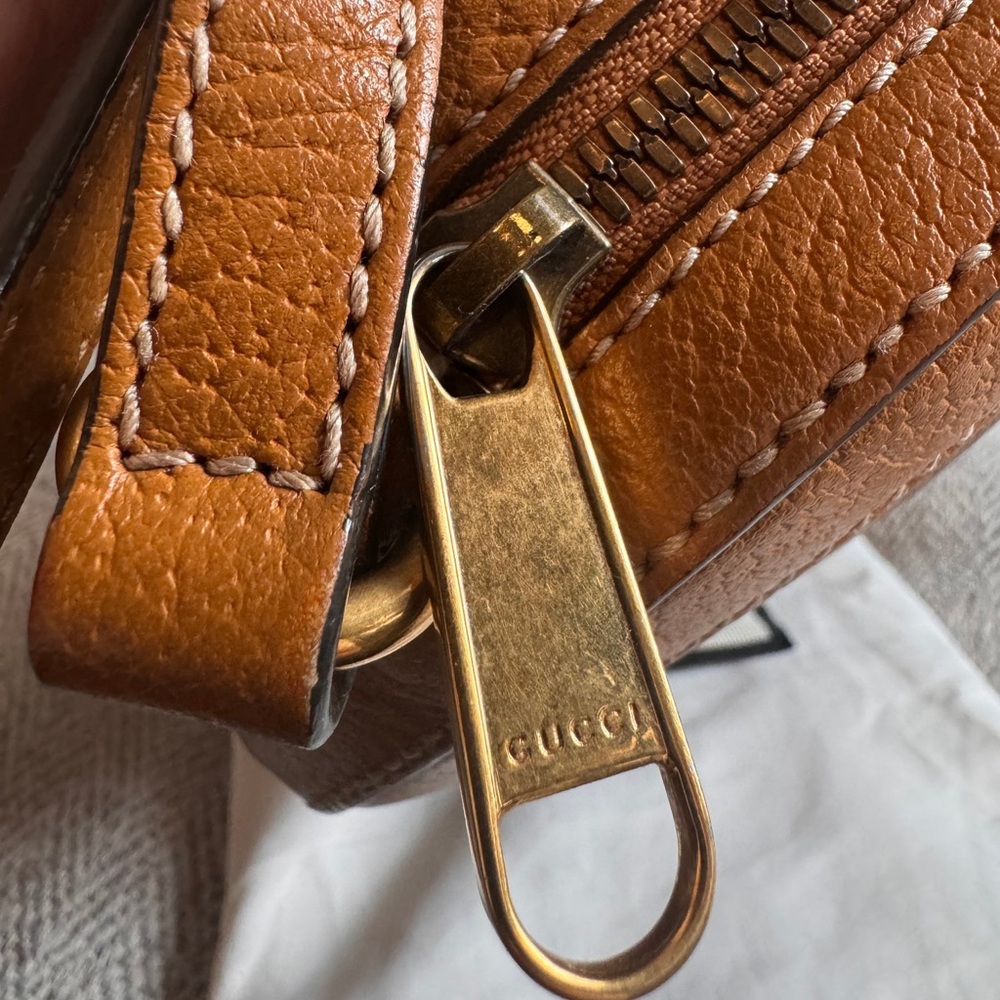 Gucci-Disney Collab /Mickey Mouse Crossbody Bag-Limited and harder to find ! - Picture 14 of 14